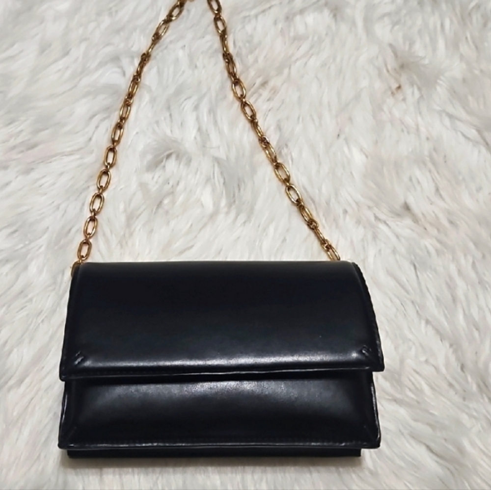 Elegant Black Chain Shoulder Bag